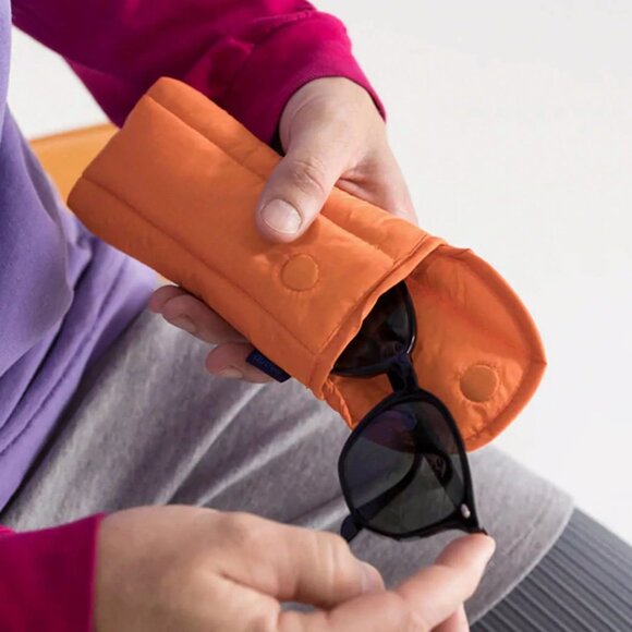 NWT Baggu Puffy Glasses Sleeve - Nasturtium - Picture 3 of 5